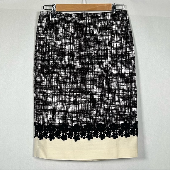 NWOT Talbots Pencil Skirt Size 2 - Picture 1 of 14